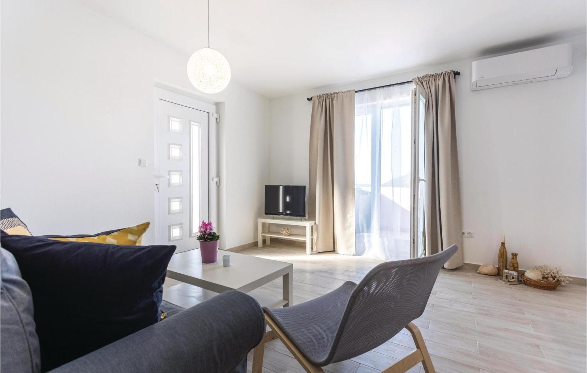 Awesome Apartment In Blace With House Sea View Εξωτερικό φωτογραφία