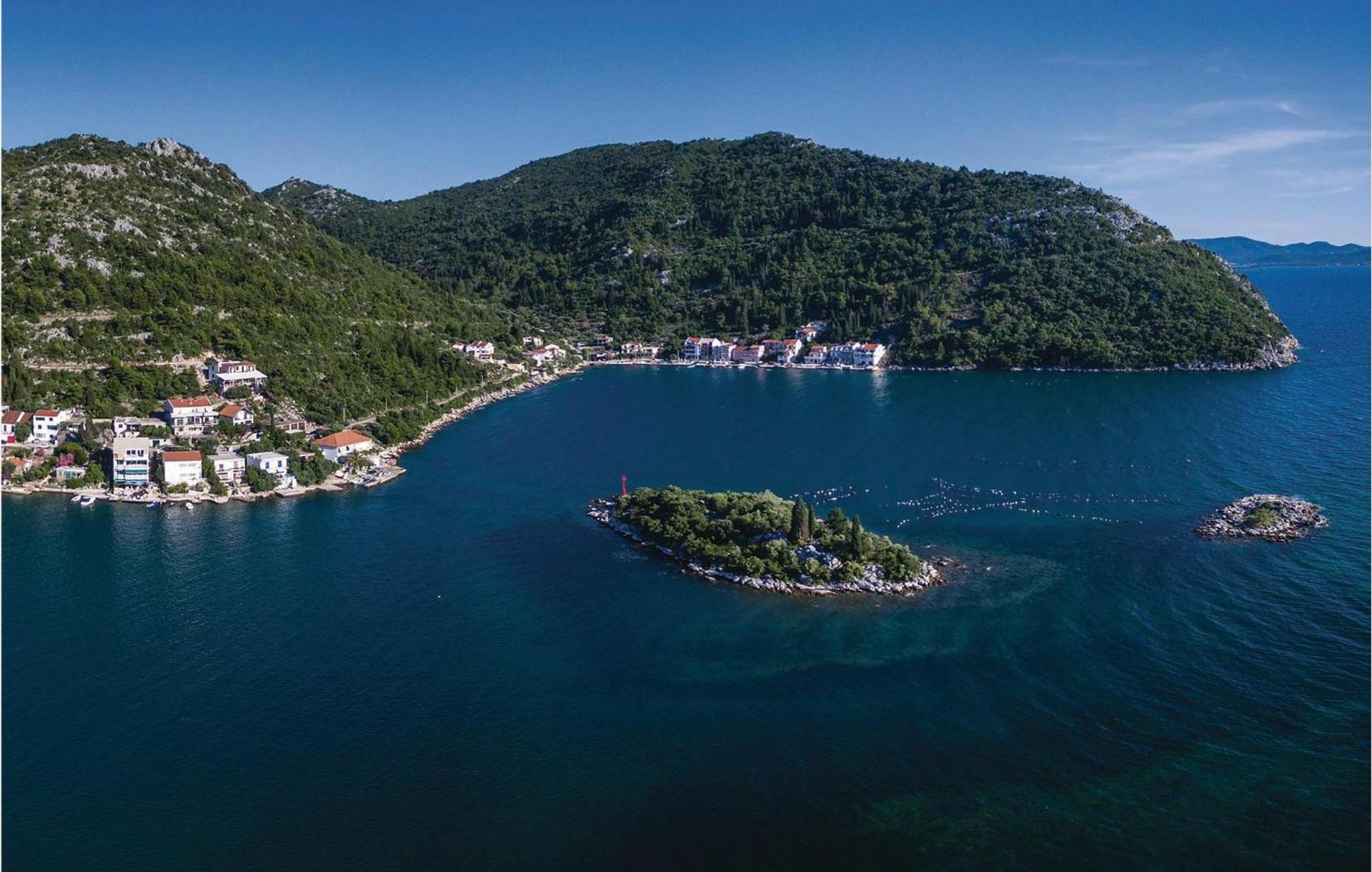 Awesome Apartment In Blace With House Sea View Εξωτερικό φωτογραφία